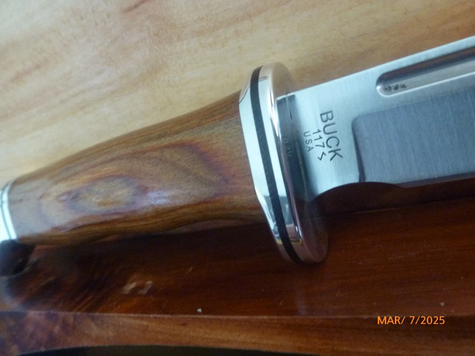 Cuchillo de hoja fija Buck 117CCS1 Brahma Heritage Series EE. UU. con funda de cuero nuevo en caja Foto 4 de 4