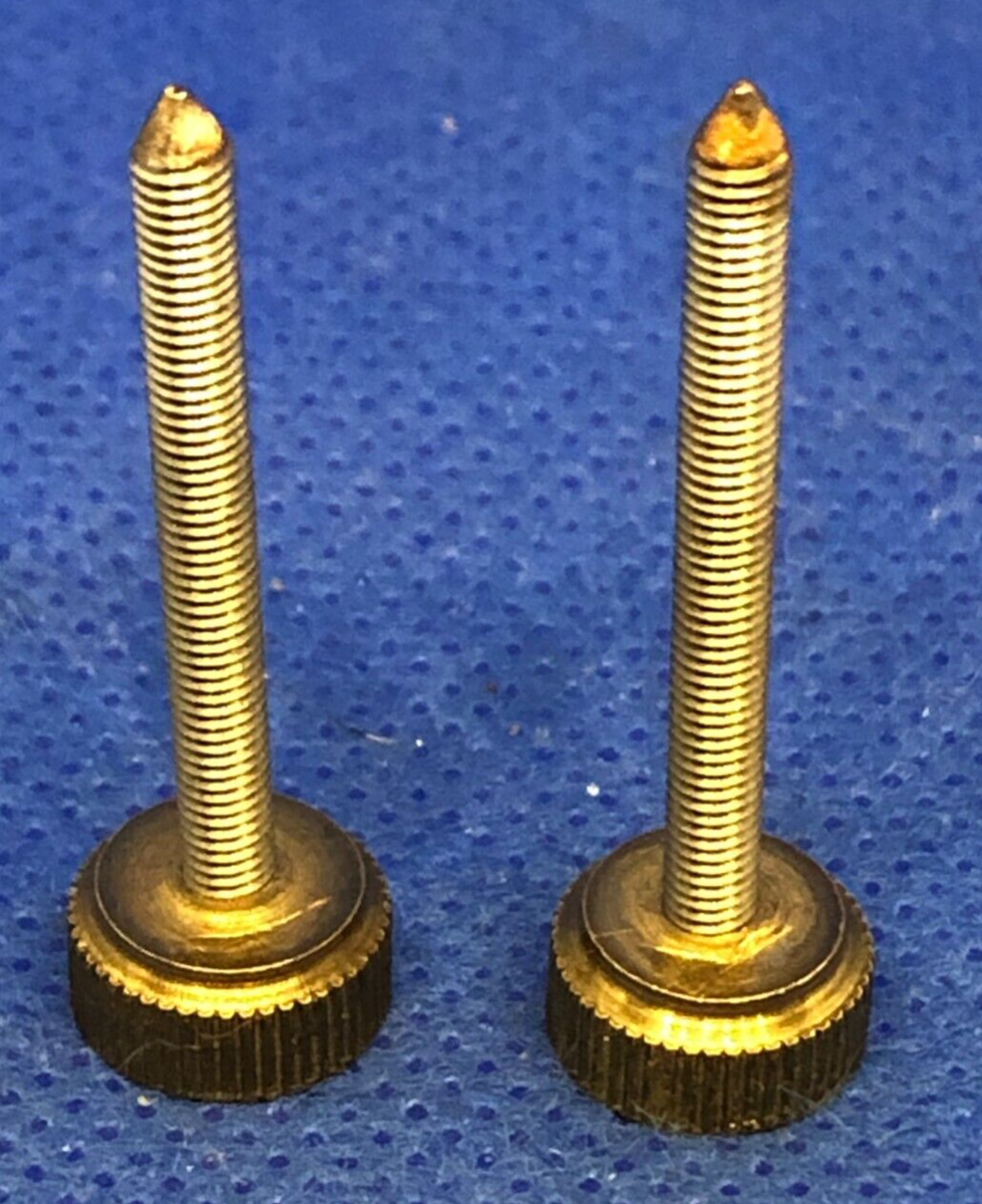 LOT DE 10 vis laiton Fixation pour mouvement de pendule Brass screw fixing clock EUR 15,00 - FR