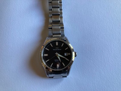 Orient Star Standard Date WZ0011DV Sunburst Black Dial Men 