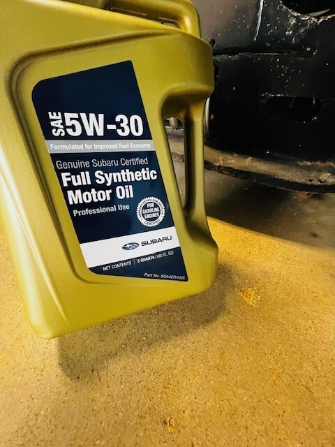 Subaru OEM Synthetic 5W-30 Motor Oil 5 Quart Bottle SOA427V1425 Turbo Sti wrx
