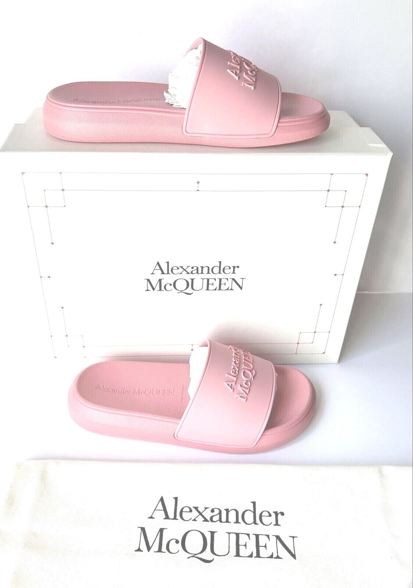 サンダル・ミュール alexander mcqueen Pastel pink leather slippers Alexander McQueen Women's Raised Logo Slide Sandal Pastel