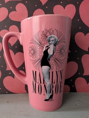 *Tasse à cafe*   TASSE VINTAGE MARILYN MONROE    12oz