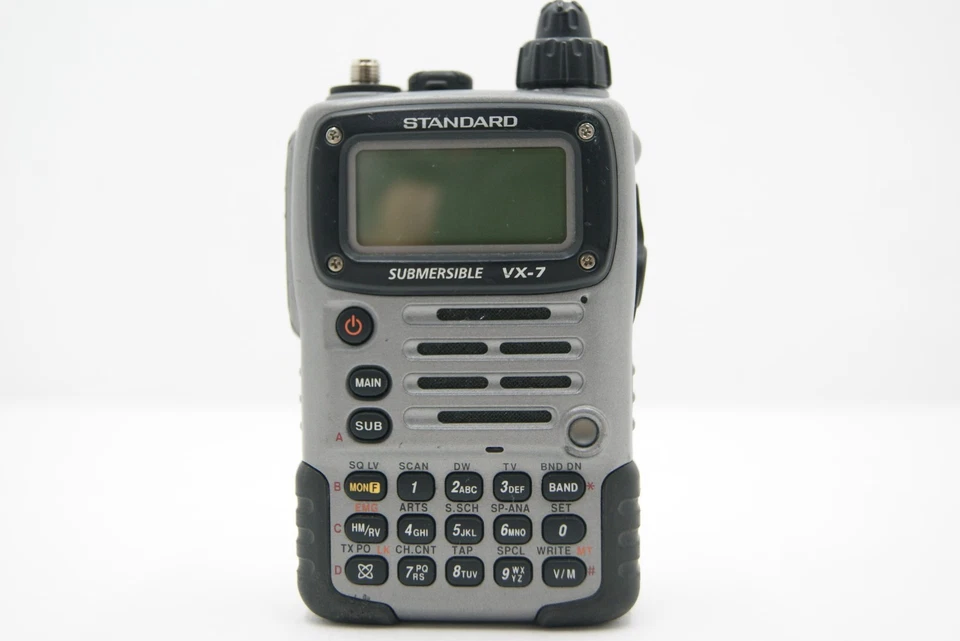 YAESU STANDARD VX-7 50/144/430MHz Triband 防水收音机 灰色 状况完好 — 第 3/4 张图片