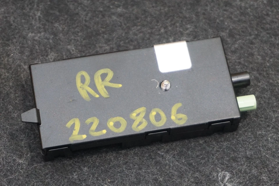 Rear Communication Antenna Module OEM 920628751 BMW M850i 840i G15 G16 2019-2020 - Image 3 of 4