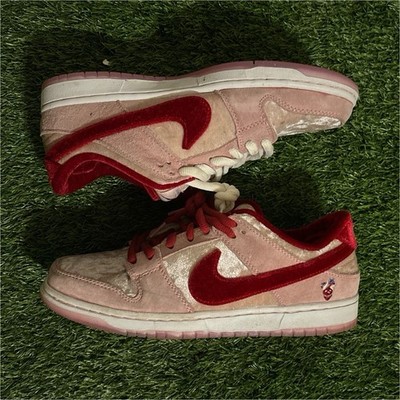 Nike SB Dunk Low Strange love Valentine s day edition Men's Sneakers BQ6817-007