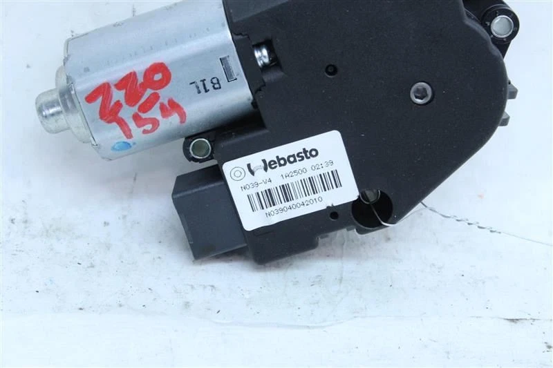 SUNROOF MOTOR Infiniti FX35 2011 11 1123788 - Image 2 of 4