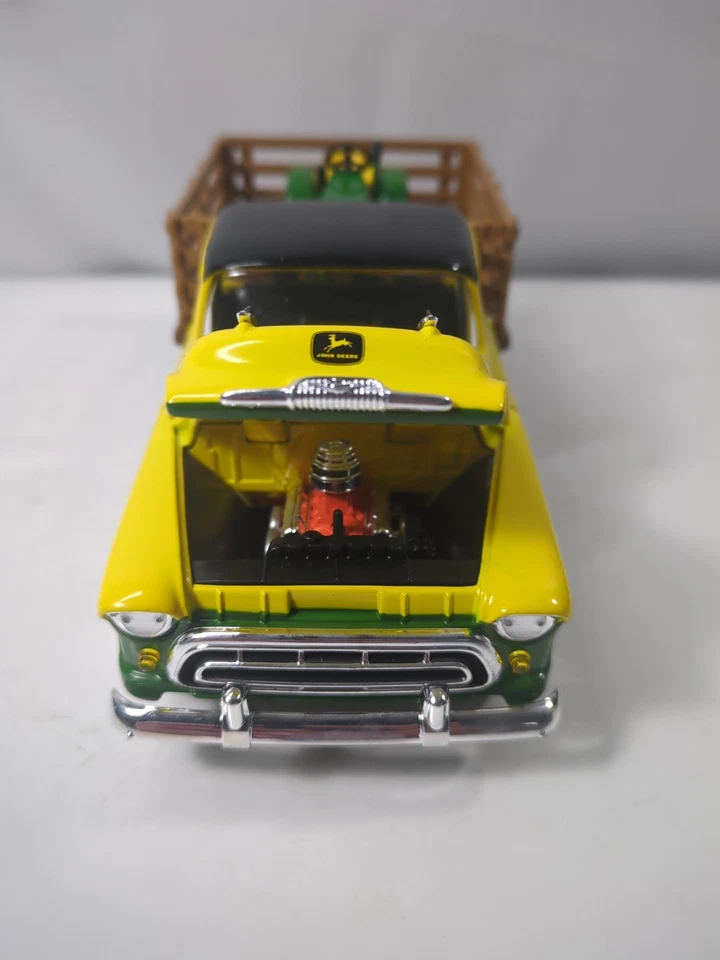 SpecCast John Deere 1957 Chevy Stakebed W Lawn Mower Stk 78019 - MINT!! - Image 3 of 4