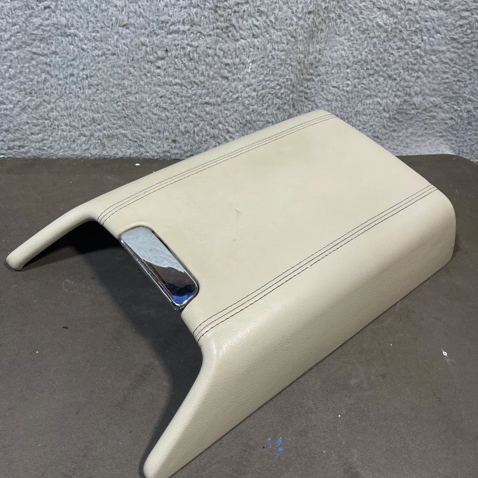 Lincoln Navigator 2003-2006 consola delantera beige reposabrazos tapa OEM Foto 2 de 4
