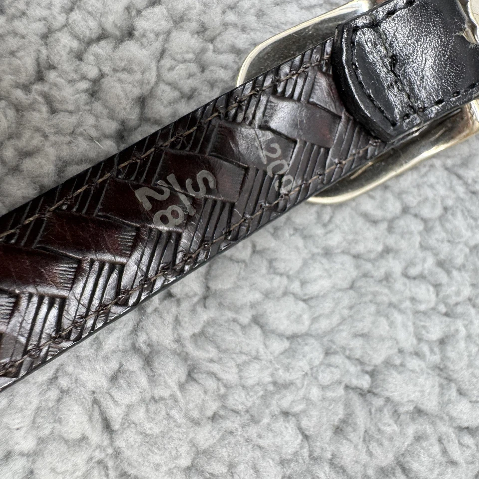 Cinturón de cuero Brighton Celtic Knot Concho para mujer pequeño 28 negro marrón reversible Foto 4 de 4