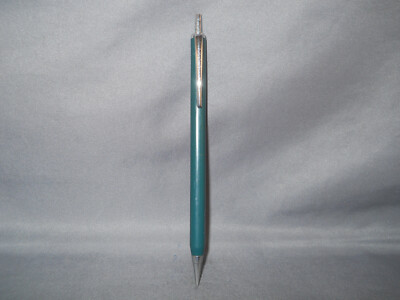 Pentel Vintage 350D Green 0.5 mm Pencil--working
