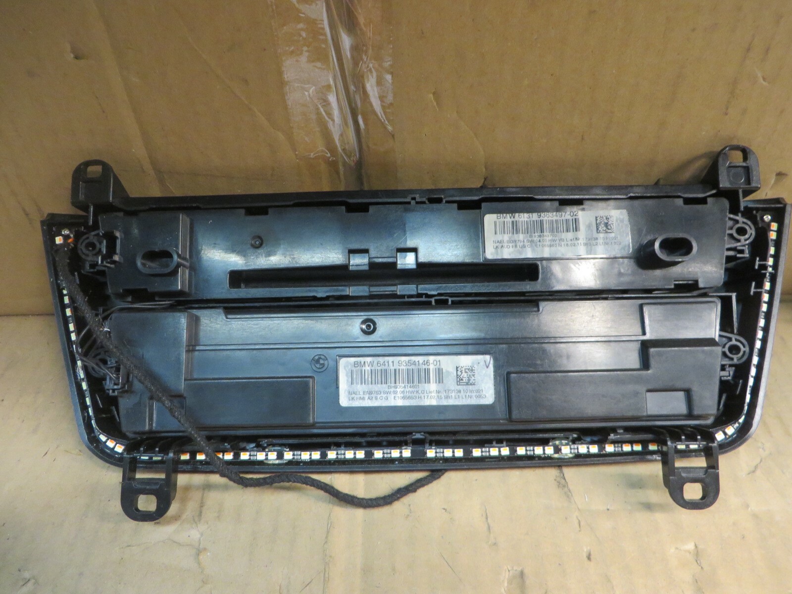 BMW CLIMATE CONTROL AUDIO HEAD OEM # 64119354146-01 OEM