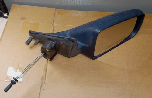 2010 Ford Focus Passenger Right Side Mirror Manual - Black