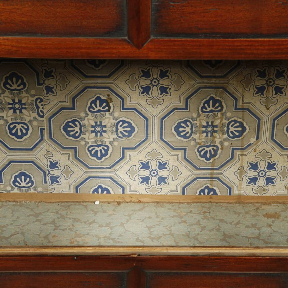 BANDAJI COREANO DE COLECCIÓN GABINETE DE 2 SECCIONES MADERA DE OLMO PERA SOPORTES DE LATÓN PRINCIPIOS DEL SIGLO XX Foto 4 de 4