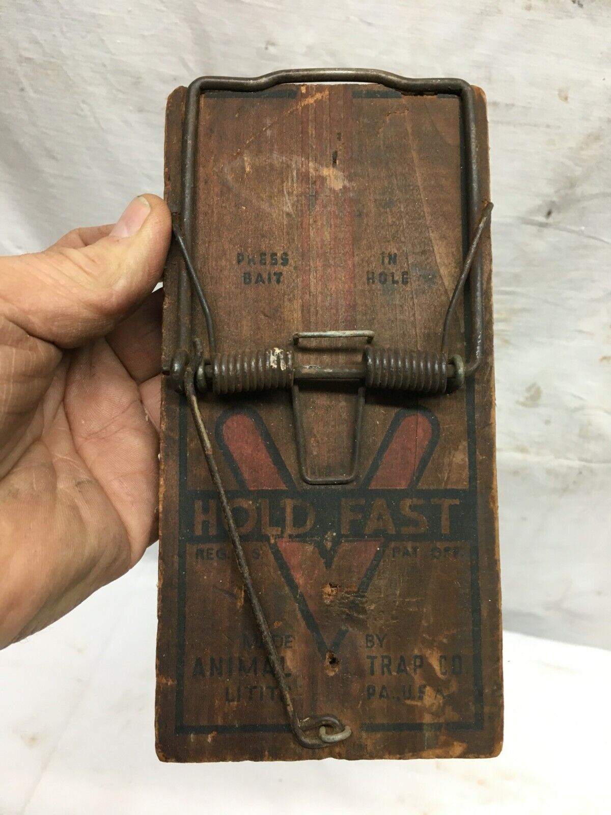 Antique Vintage HOLD FAST  Wood Rat Trap Made in USA Working Memo Pad Holder