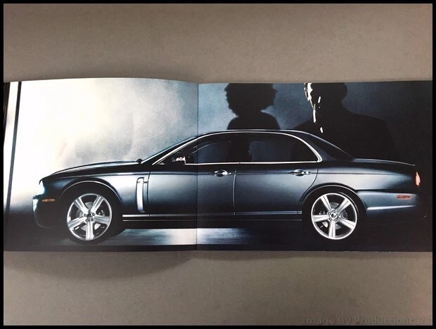 2008 Jaguar XJ XJR XJ8 68-page Canada Car Sales Brochure Catalog English French - Image 3 of 4