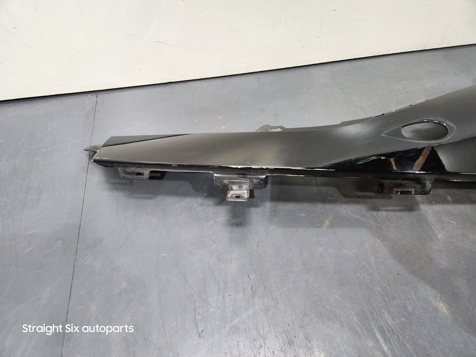 ✅ 14-20 OEM BMW i8 Rear Passenger C Pillar Quarter Trim Cover Body Panel Black 2