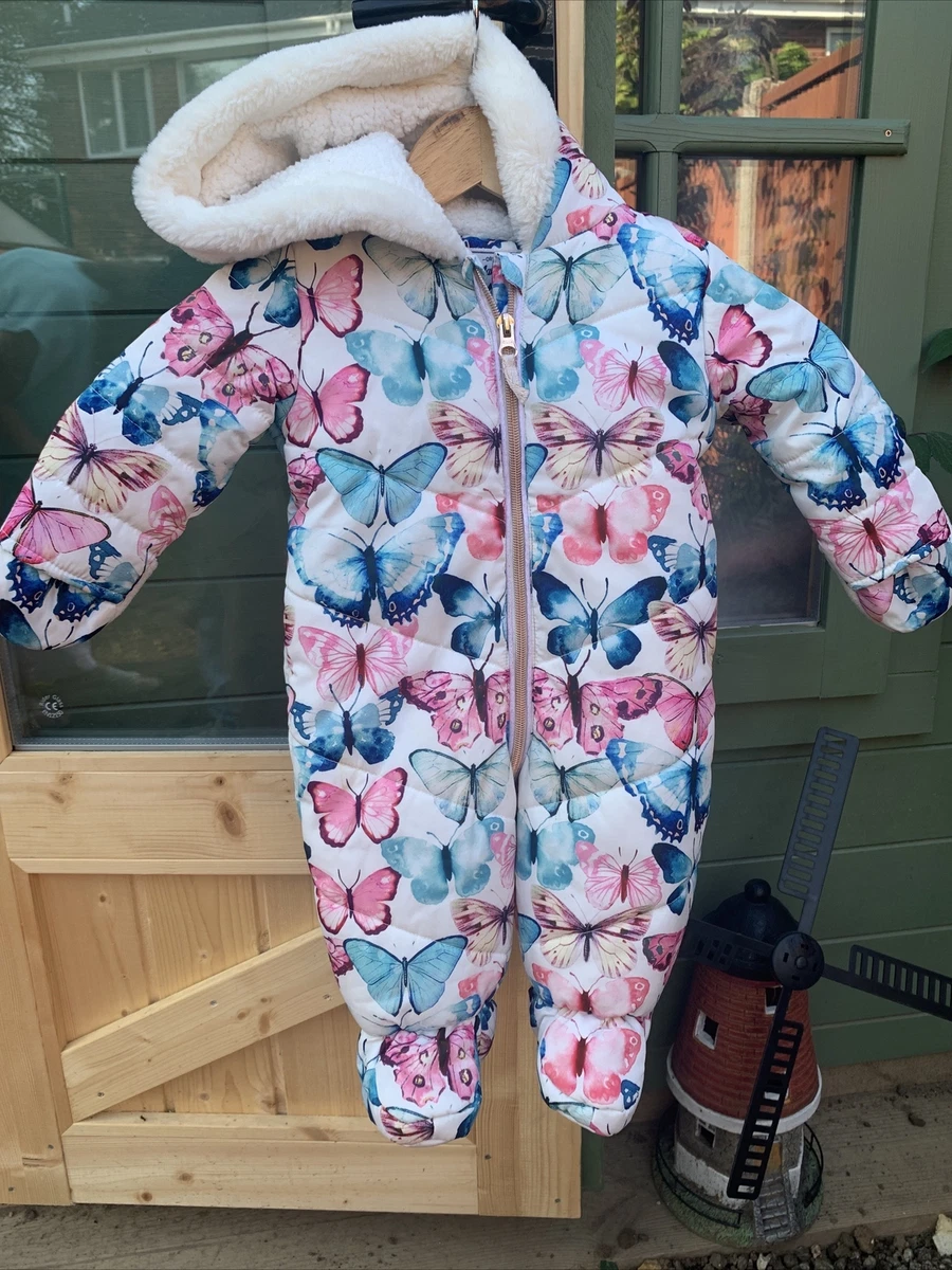 Snow suit shop for girl