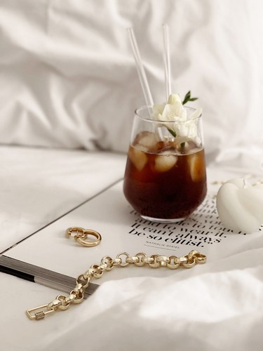 5mm Gold Tube Hoop Earrings - Chunky Thick Hoops 25mm - Bild 6 von 10