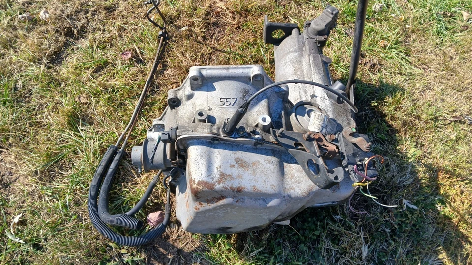 Buick Reatta 88-91 transmisión automática de 4 velocidades tracción delantera Foto 3 de 3