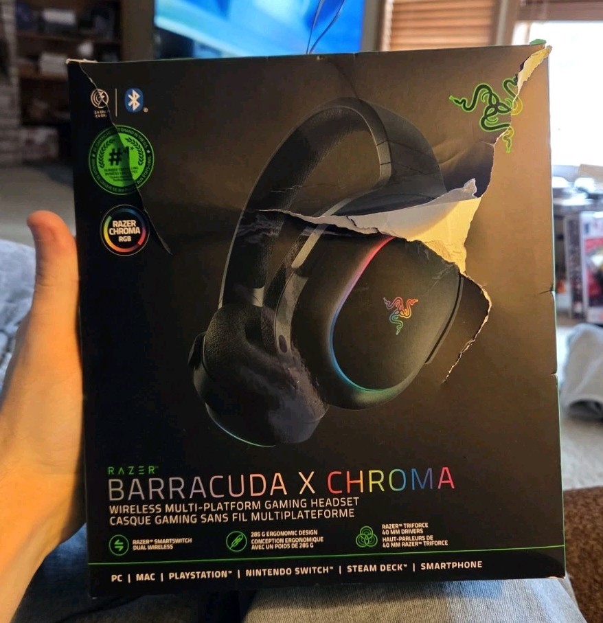 Razer Barracuda x Chroma RGB Wireless Gaming Headset Open Box Unused Headset