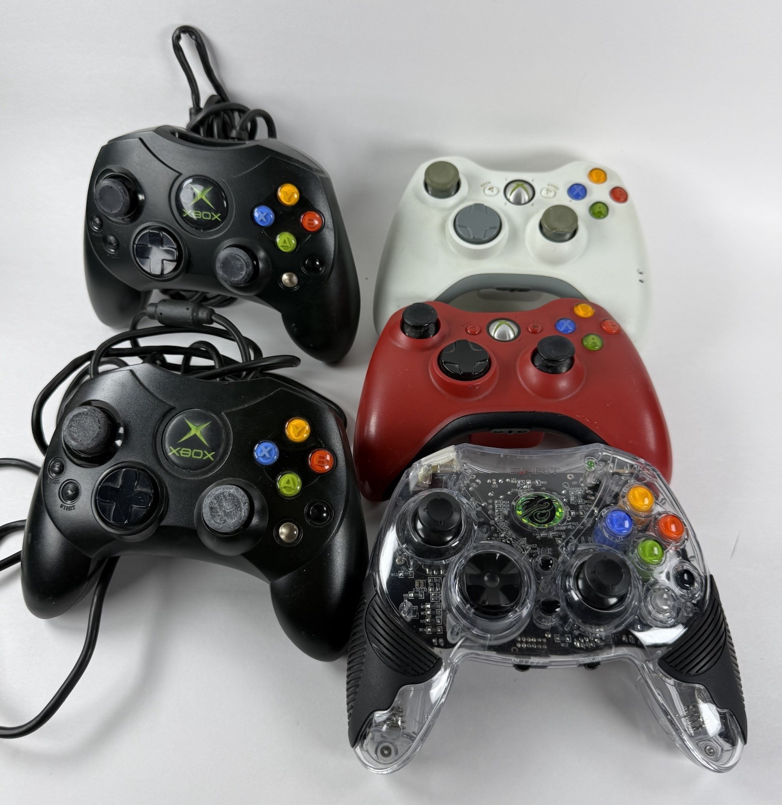 Lot of 5 Microsoft Xbox 360 Wired & Wireless Controllers UNTESTED