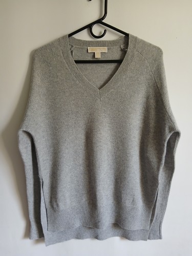 Women's Michael Kors Gray 100% Cashmere V Neck Sweater SzM Luxuriously Soft - Picture 6 of 15