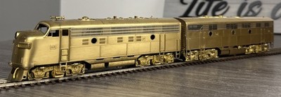 Oriental Limited HO Brass EMD F9AB 1750HP Diesel Loco Set - Unpainted & LNIB!