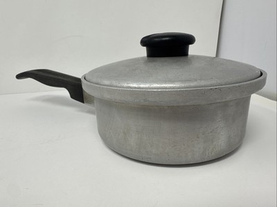 Vintage Kitchen Craft Cast Aluminum Sauce Pan with Lid Made In USA  #2271 1qt