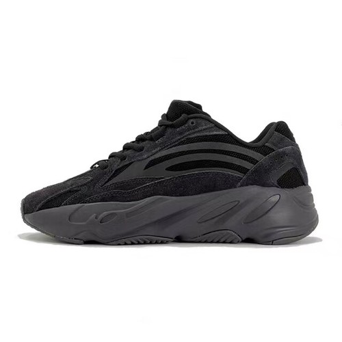 ADIDAS YEEZY BOOST 700 V2 VANTA BLACK FU6684 nuove con scatola - Foto 1 di 6