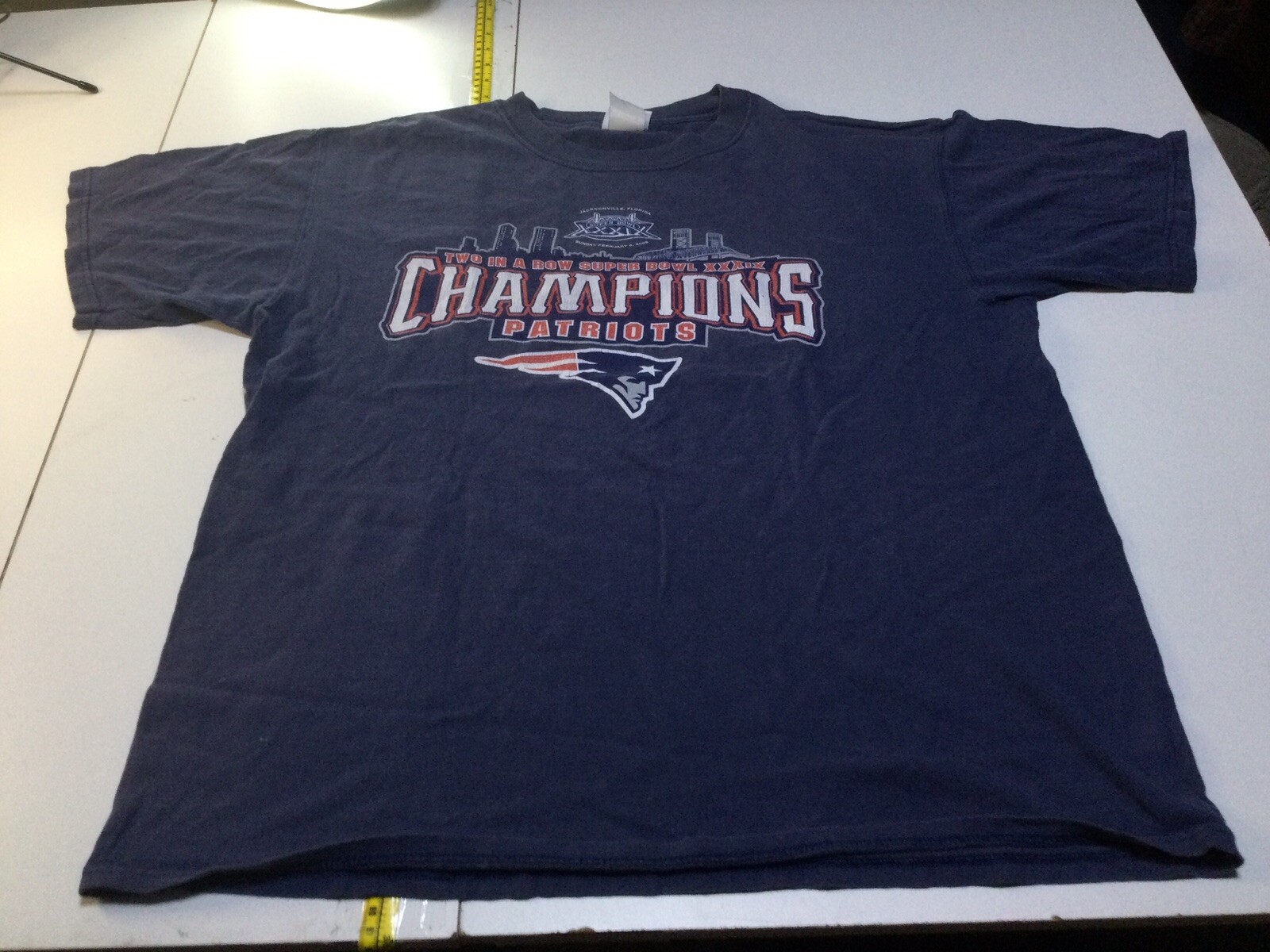 FILA Maglia Super Bowl Vintage 2005 NFL New England Patriots Two in a Row TAGLIA L