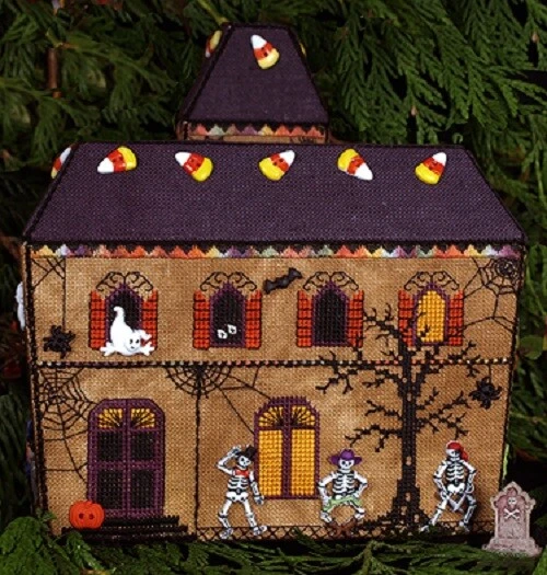 Gingerbread Haunted House - Gingerbread Village Part 6 - The Victoria Sampler - Image 2 of 2