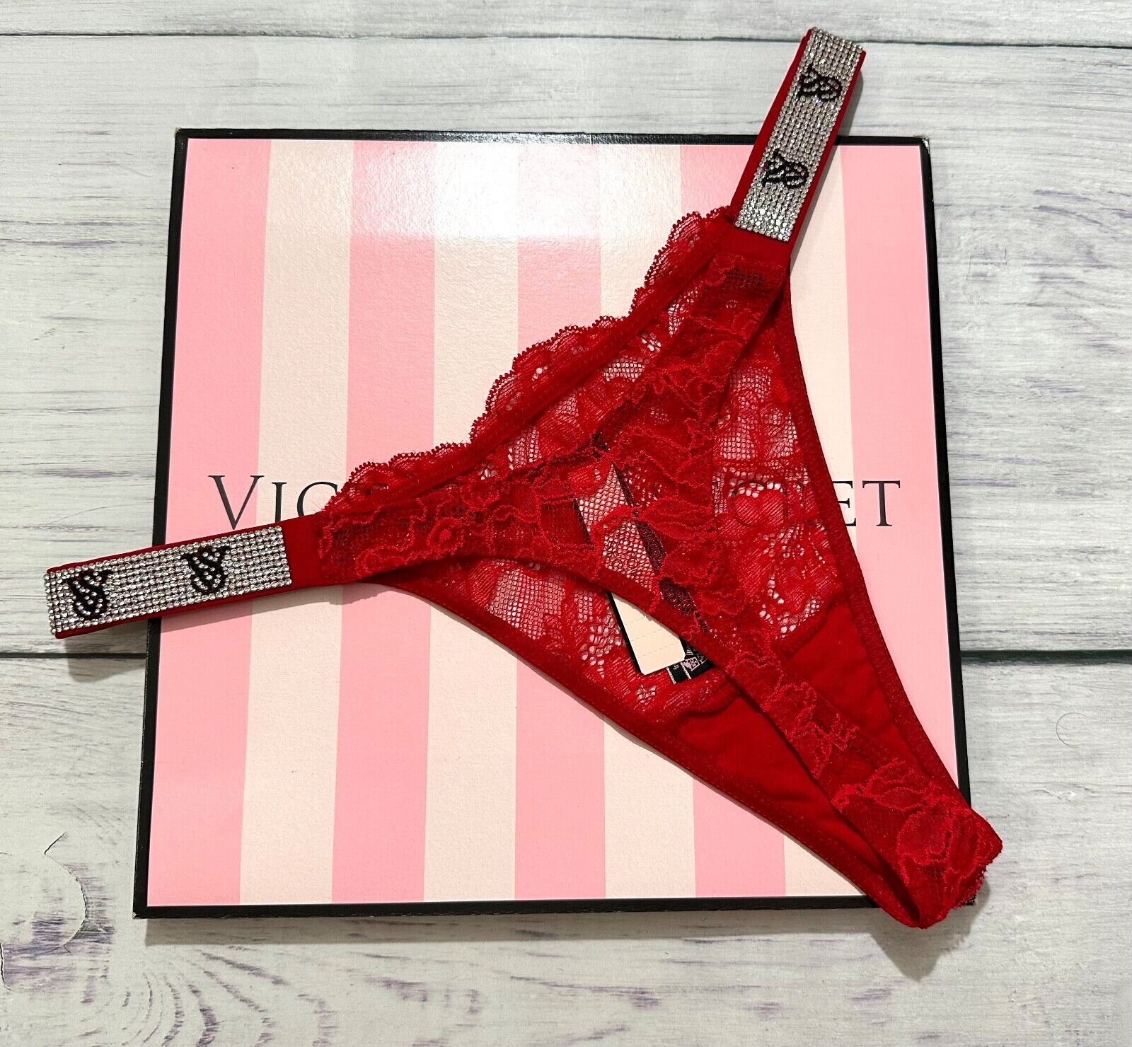 Vs Set Victoria's Secret Shine Strap VS Logo Bombshell Lace Push Up Bra Thong ...