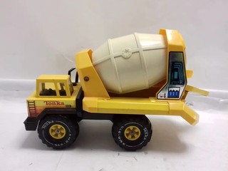 Tonka Vintage Cement Mixer Truck Large Plastic Construction Toy