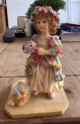 Leonardo Collection Malkasten Poppets kleine Brautjungfer Figur verpackt.