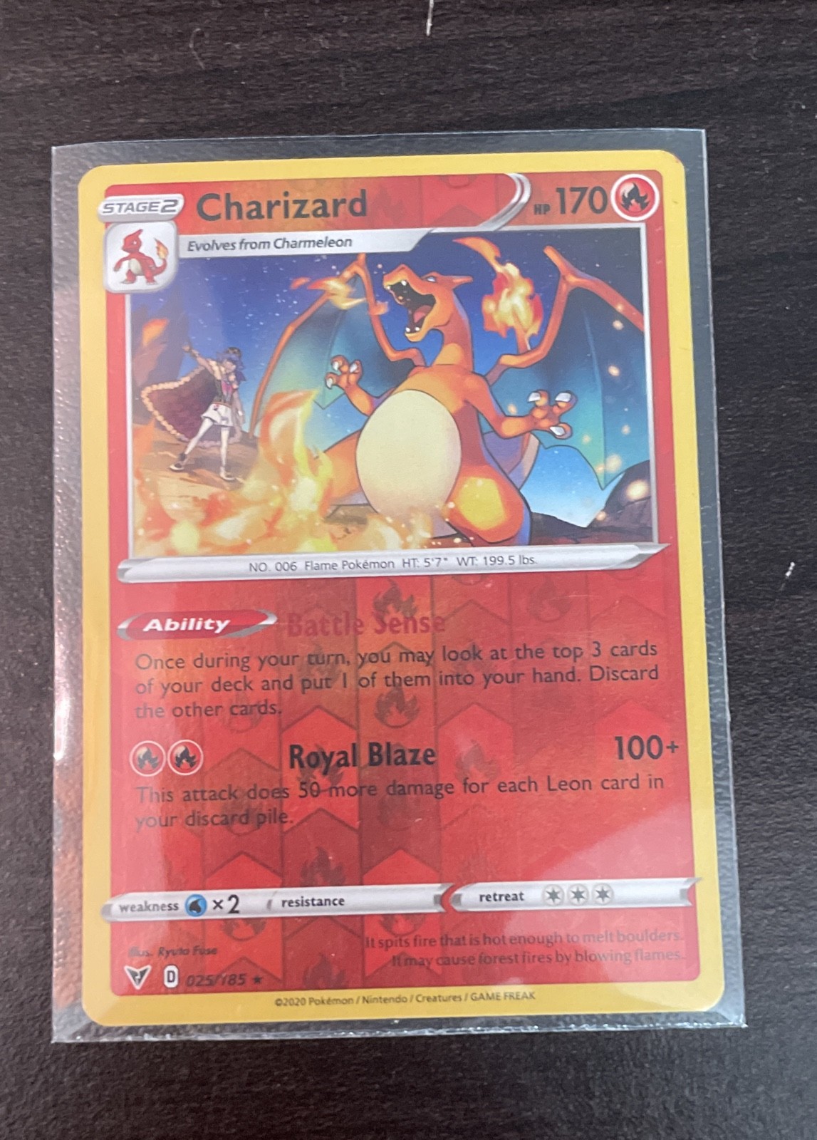 Charizard 025/185 Swsh04: Vivid Voltage Reverse Holo