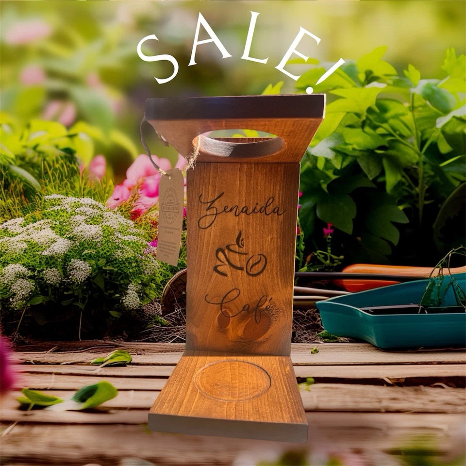 Cafetera de madera hecha a mano Foto 4 de 4