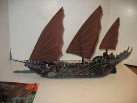 LEGO The Lord of the Rings: Pirate Ship Ambush (79008) with box