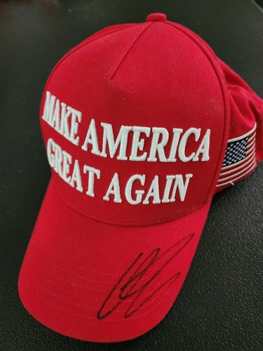 Casquette MAGA Signée Par Charlie Kirk - Rouge Coton - Taille Unique Réglable - Neuf