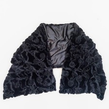 90  s Black Faux Fur Rosette Shawl Cape