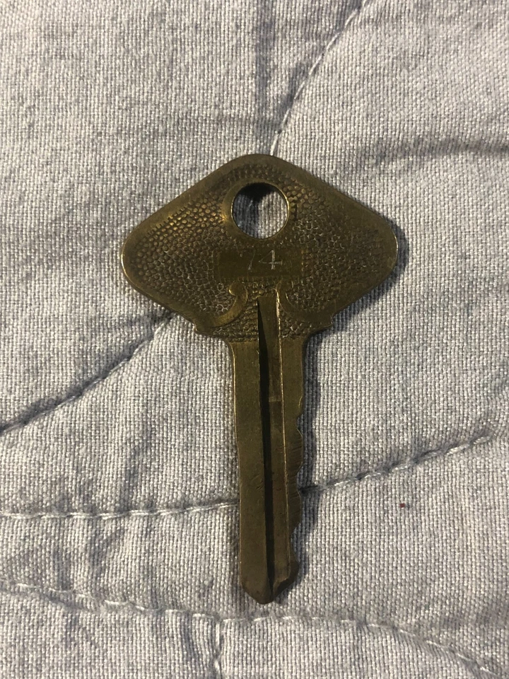 Llave interruptor de encendido vintage Script Ford modelo T #74 Foto 2 de 2