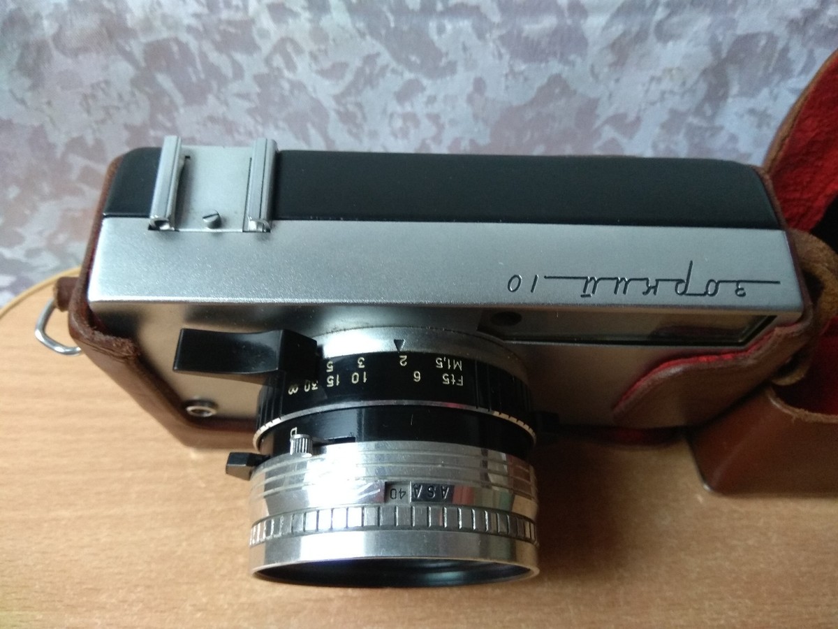 RARE RUSSIAN USSR ZORKI 10 CAMERA + INDUSTAR - 63 lens Soviet