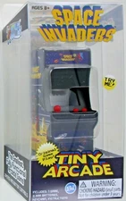 SPACE INVADERS Tiny Arcade Game Keychain Mini Joystick Electronic Doll Desk Toy