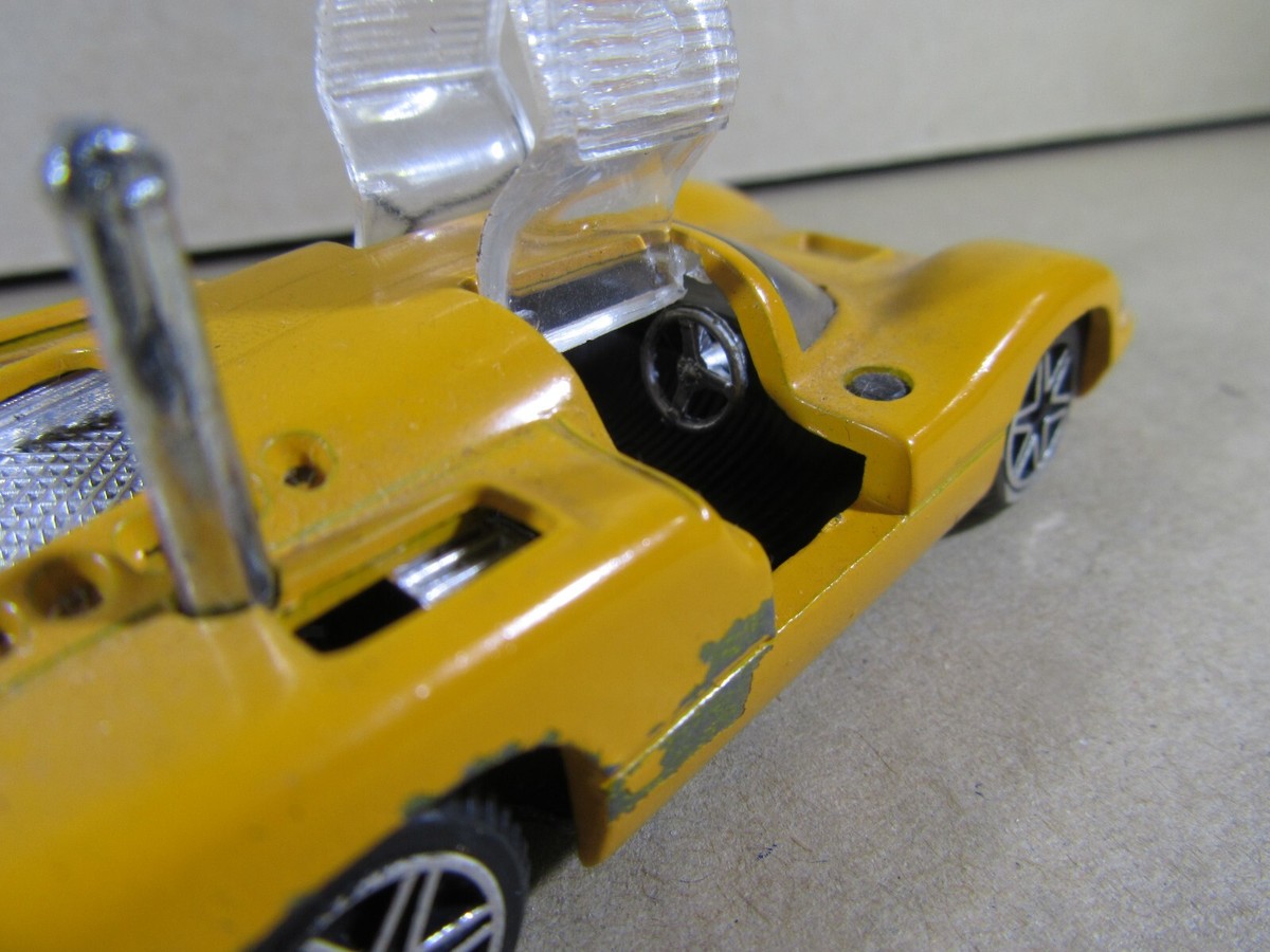 Miniature Politoys Chaparral 2F N°560, 1/43, 24H Du Mans 1967 (collection)