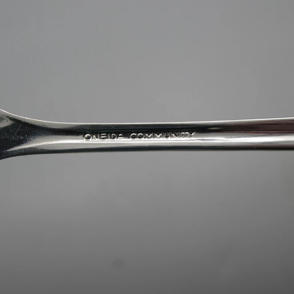 Cazuela cucharas Oneida Silverplate PLATA FLAUTA REAL - Juego de dos NOS Foto 3 de 3