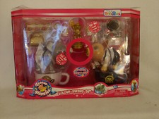 New Teacup Piggies Emmy  Oscar Golden Award Toy Toys R Us Exclusive Play Set