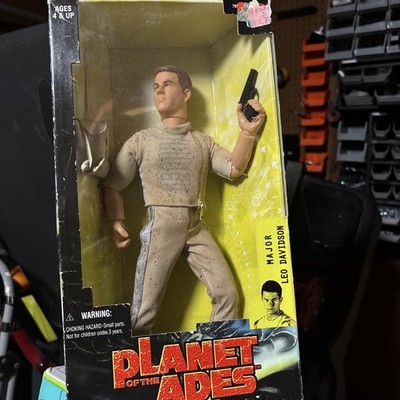 2001 Hasbro Planet Of The Apes LEO DAVIDSON- Collector s Edition - NEW Sealed