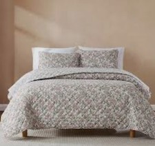 Threshold Studio Mcgee Queen Size Floral Comforter