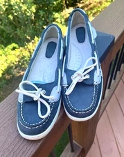 NEW Easy Spirit women's Deck Plaid Boat Leather and fabric shoes 7.5 Wide - 