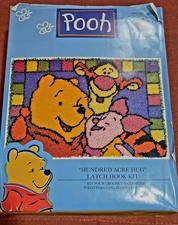 Disney Winnie The Pooh Crochet Latch Hook Kit Hundred Acre Hug WP0106 NEW