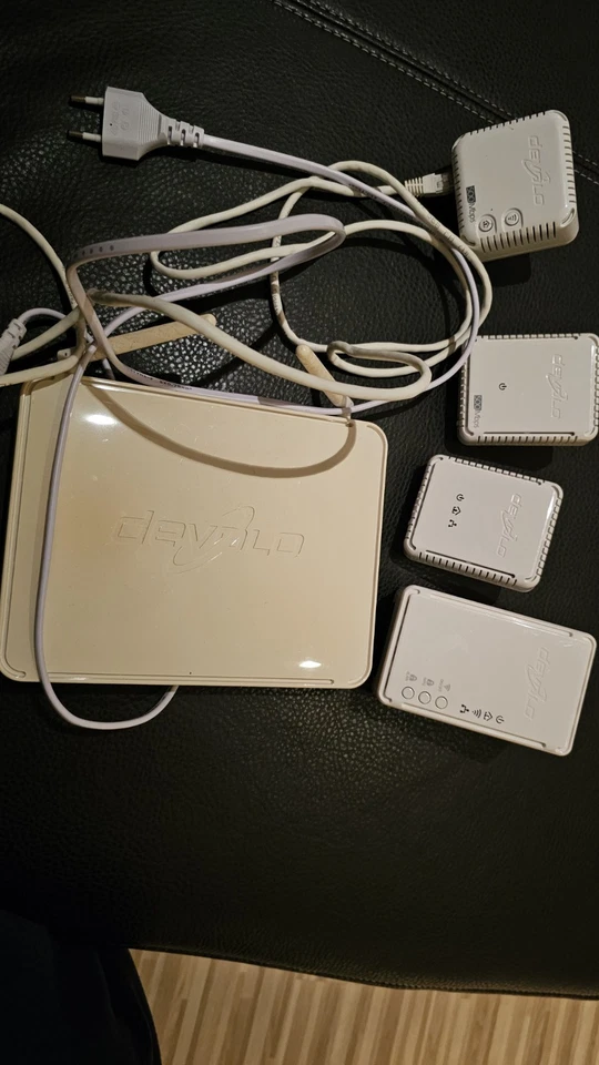 3 x devolo dlan 200 und 2 x devolo 500 WiFi Repeater - Bild 2 von 2